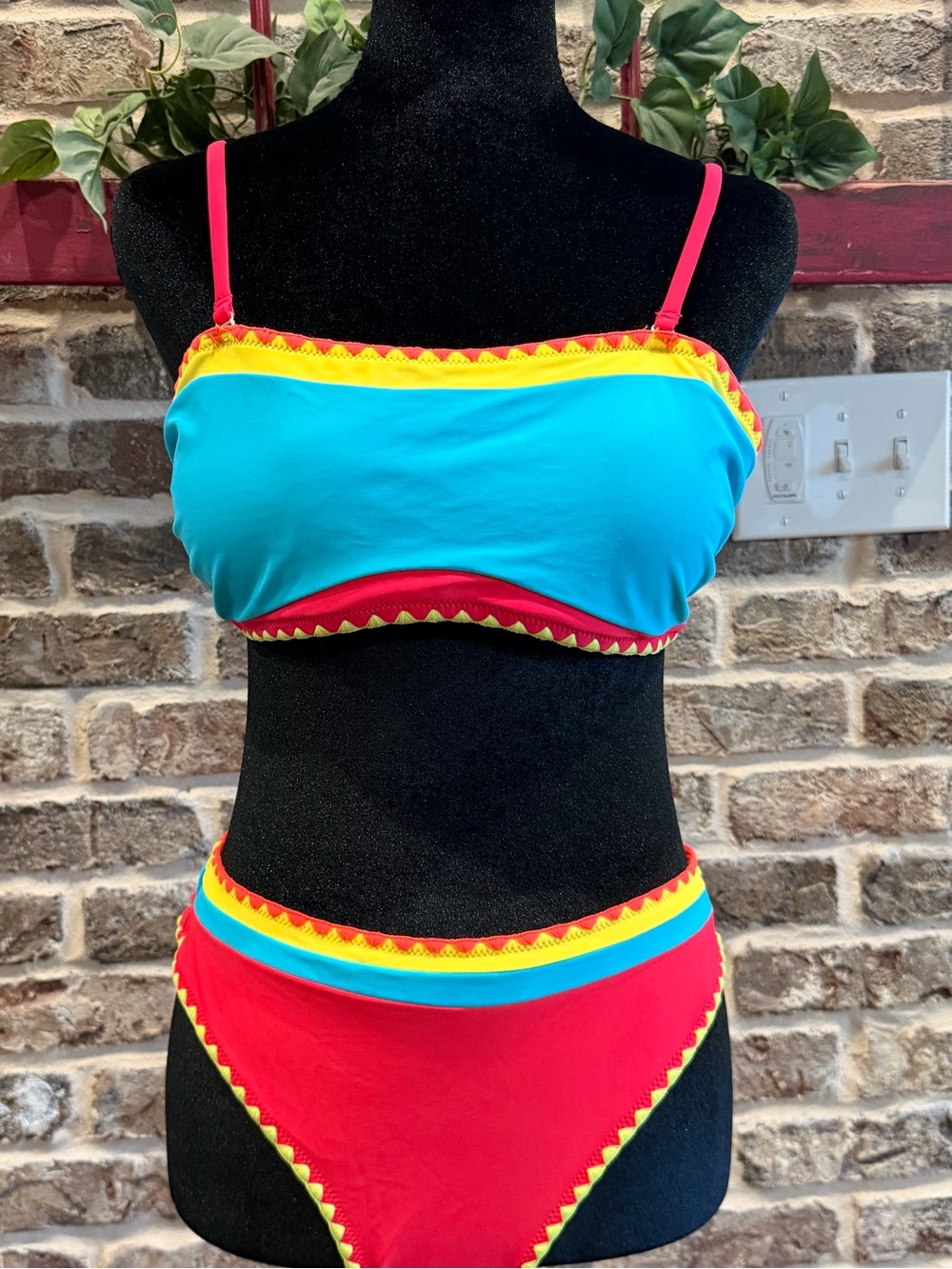 popvil 2pcs Bandeau Style Colorblock Bikini Set-M